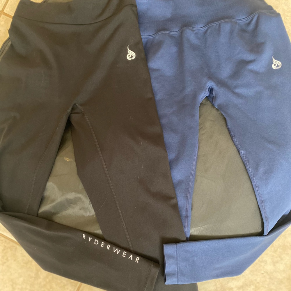 Ryderwear scrunch butt workout leggings in size small. 
Barely worn. Like new